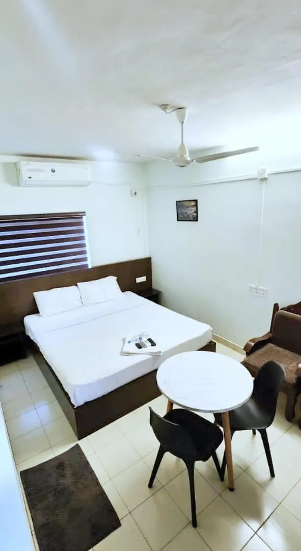Apsara Residency Hotel Perintalmanna 2*,