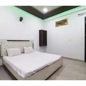 O The Taj King Residency , Tajganj India